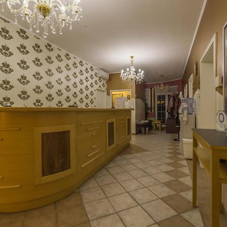 Room Oaza Miru Maribor Exteriör bild